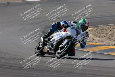 media/Nov-05-2022-SoCal Trackdays (Sat) [[f8d9b725ab]]/Turns 9 and 8 (1050am/